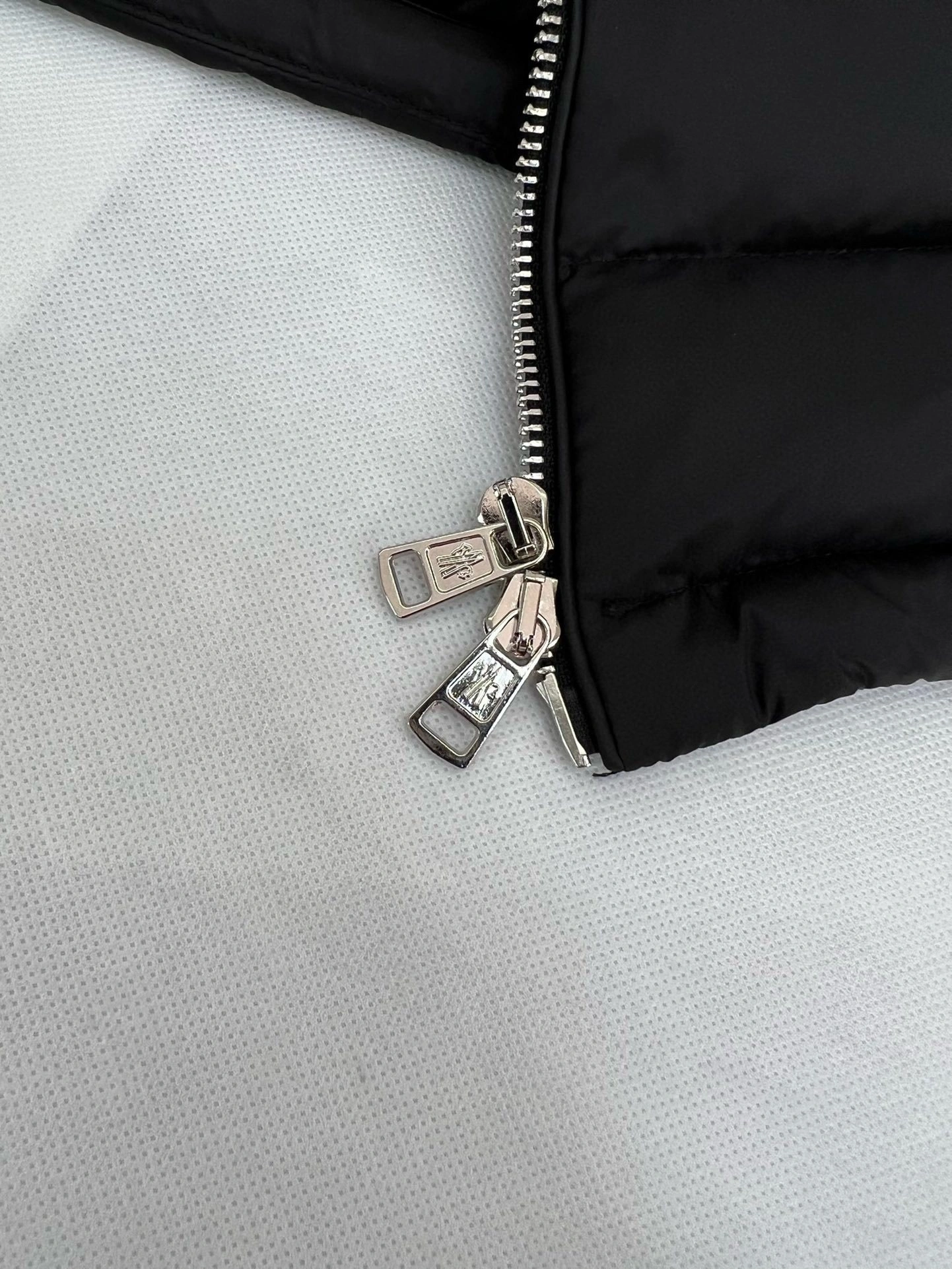 wg.luxury- 7o9385r down jacket oversized item:D-F365I0721